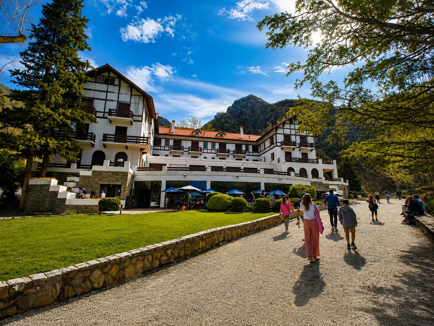 Paisajes de viñedos, cordillera y Villavicencio para el combo premium de tres días